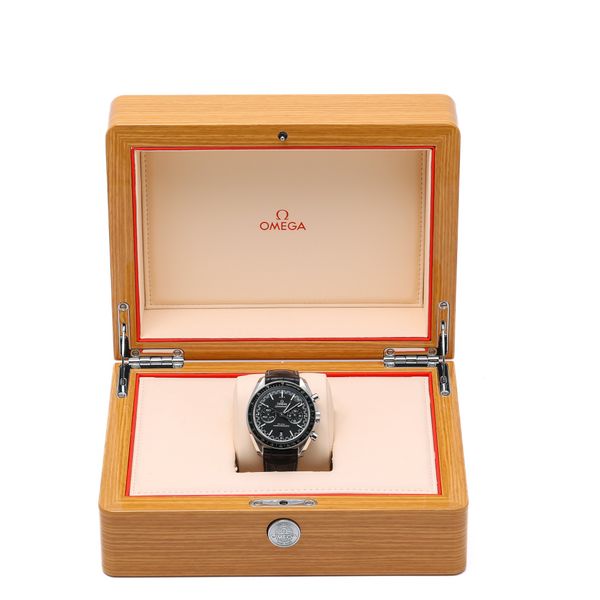 Omega Speedmaster Racing 329.33.44.51.01.001